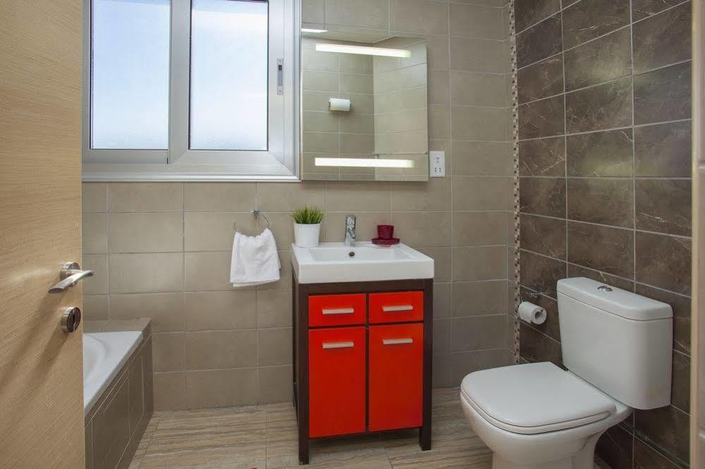 Fig Tree Bay Apartments Протарас Екстериор снимка