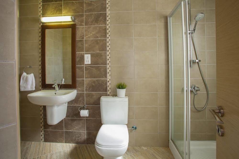 Fig Tree Bay Apartments Протарас Екстериор снимка