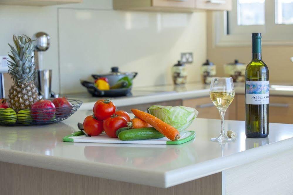 Fig Tree Bay Apartments Протарас Екстериор снимка